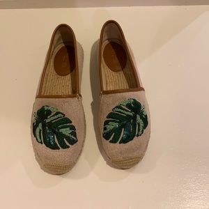 Michael Kors Size 8.5 never worn.